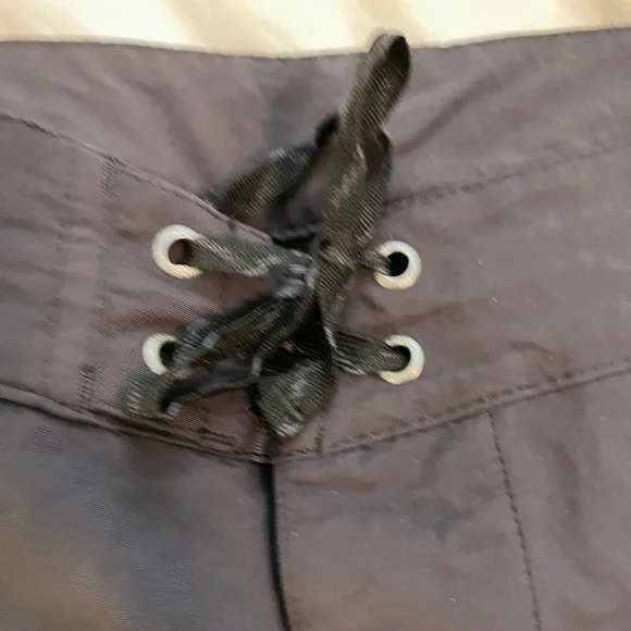 Patagonia women’s shorts size 8 - Picture 5 of 11